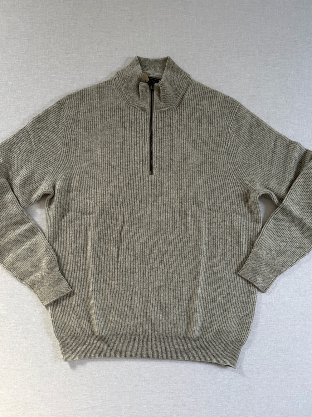 Vineyard Vines Men’s Cashmere Light Grey Quarter-Zip Sweater